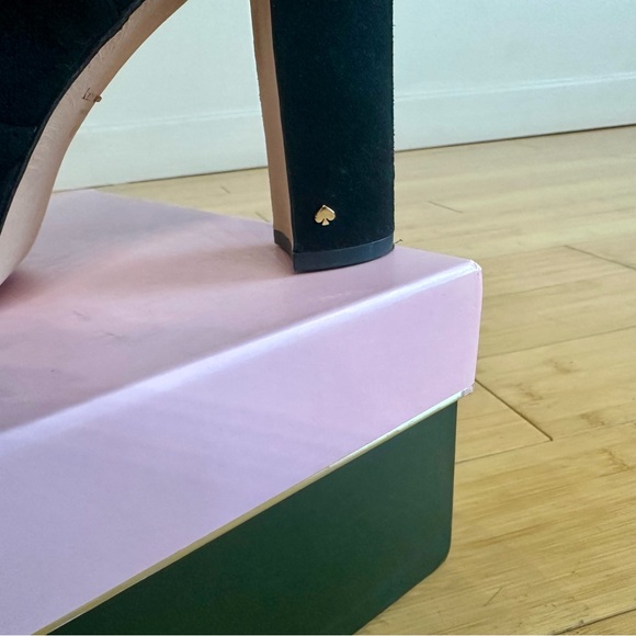 Kate Spade Barrett Bootie size 8 - Picture 9 of 9